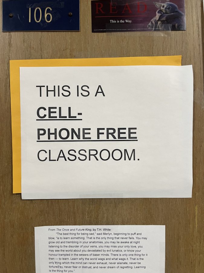Updated+cellphone+policy+leads+to+cellphone+free+classrooms.