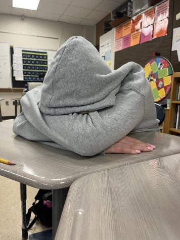High School students often tired when school starts before 8:00.