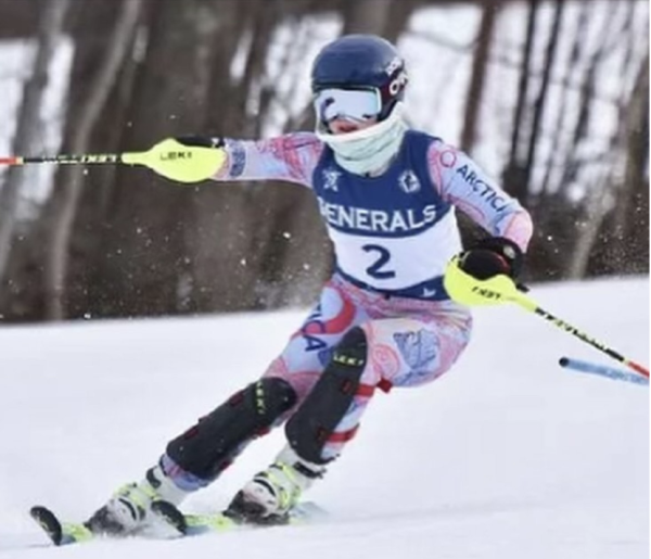 Navigation to Story: Hamilton Wenham Girls Ski Team Has a strong end to their season